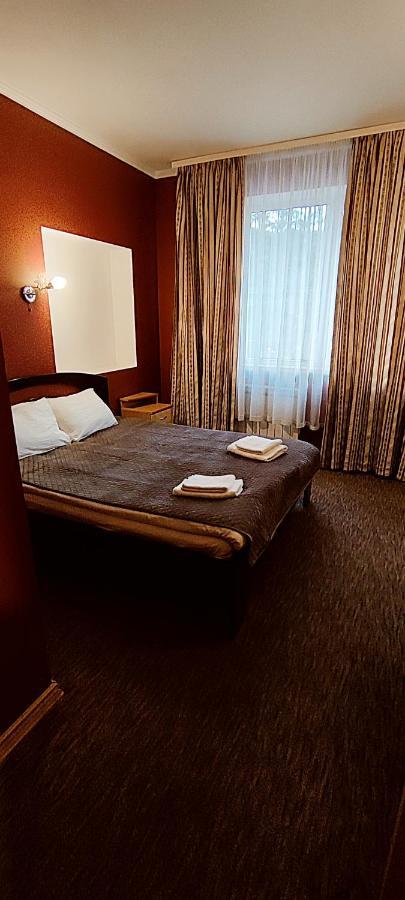Лелеч Hotel Tatariv Exterior photo